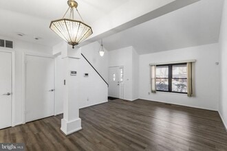 6476 Sewells Orchard Dr in Columbia, MD - Building Photo - Building Photo