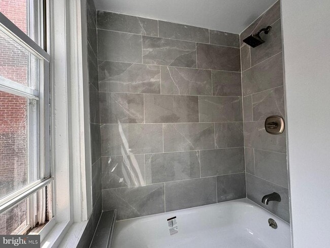 1017 Pine St in Philadelphia, PA - Building Photo - Building Photo