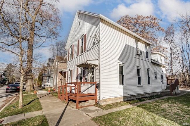 1226 Boone St in Fort Wayne, IN - Foto de edificio - Building Photo