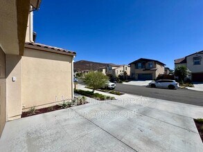 38572 Rosegate Pl in Murrieta, CA - Building Photo - Building Photo