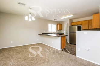 2233 W Broadway Ave in Coolidge, AZ - Building Photo - Building Photo