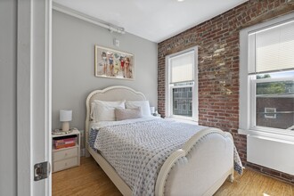 162 F St in Boston, MA - Building Photo - Building Photo