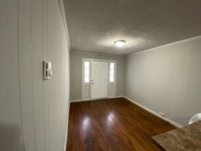 317 Elberta St in Nashville, TN - Foto de edificio - Building Photo