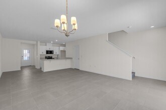 2828 Moonshadow Ct in Clermont, FL - Building Photo - Building Photo