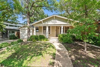 1800 Waterston Ave in Austin, TX - Building Photo - Building Photo