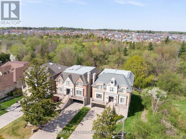 property at 4 A Long Hill Dr