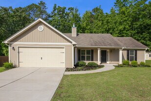 1637 Deer Creek Ln in Monroe, GA - Building Photo