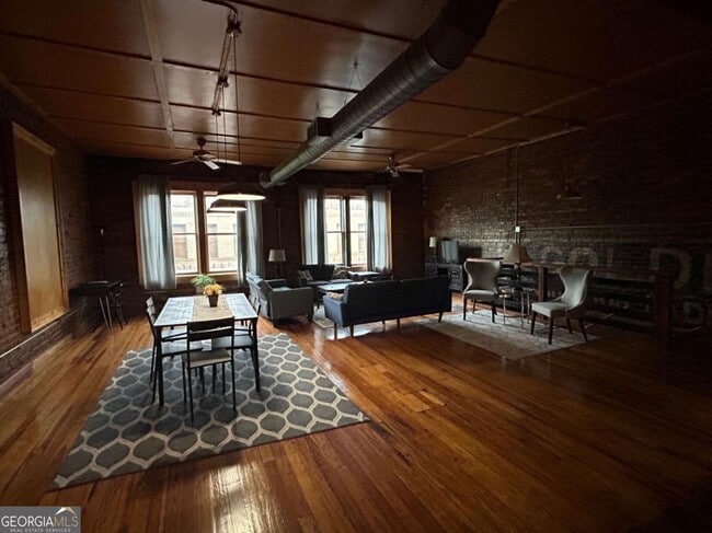 property at 24 Doyle St