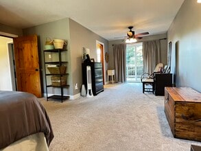 1601 Dalmatian Dr in Parksville, BC - Building Photo - Building Photo