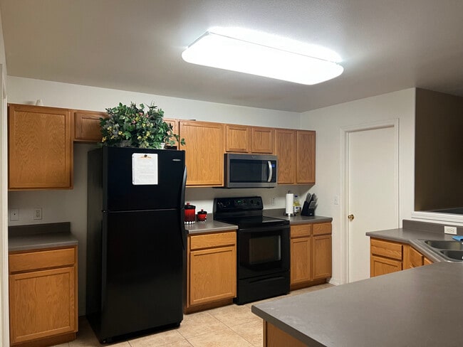 13822 Ralph H Way in Herriman, UT - Building Photo - Building Photo