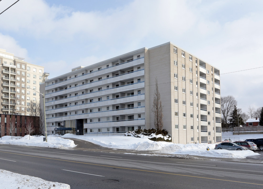 Panorama Terrace in Waterloo, ON - Building Photo