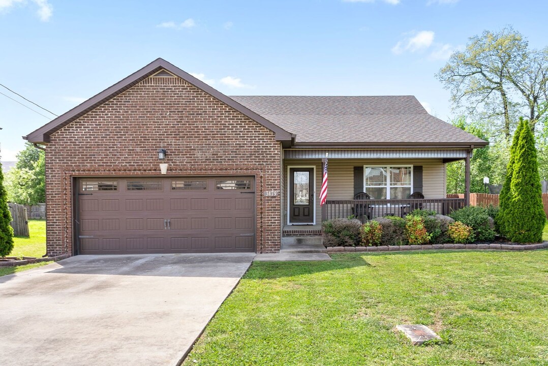 3479 Bradfield Dr in Clarksville, TN - Building Photo
