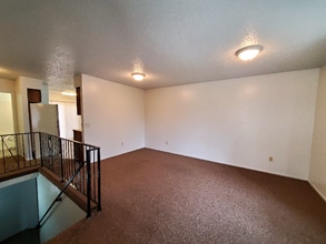515 S Mt Carmel St in Wichita, KS - Building Photo - Building Photo