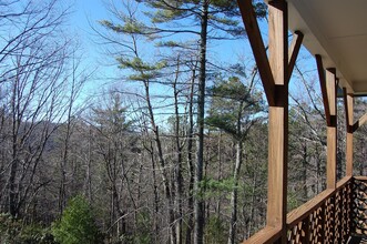 331 Idlewild Mountain Estates Rd in West Jefferson, NC - Building Photo - Building Photo