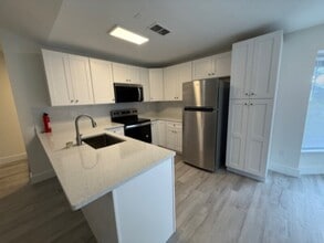 475 Blue Bird St in Apopka, FL - Building Photo - Building Photo