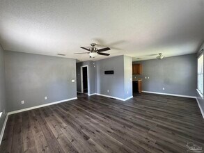 9511 Sandpiper St in Pensacola, FL - Building Photo - Building Photo