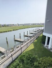 311 Marina Pointe Dr in Hempstead, NY - Building Photo - Building Photo