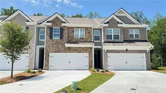 3190 Greyton Dr in Buford, GA - Building Photo