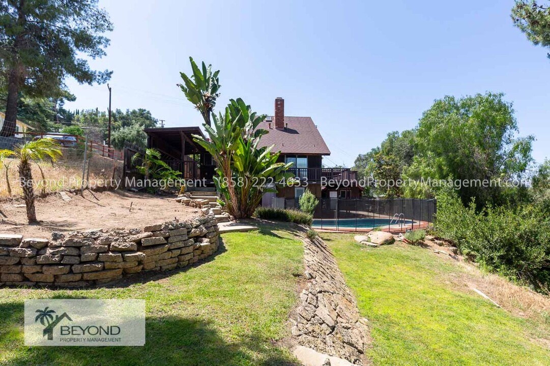 9371 Riverview Ave in Lakeside, CA - Building Photo