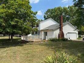 4669 Pinehurst Dr in Medina, OH - Building Photo