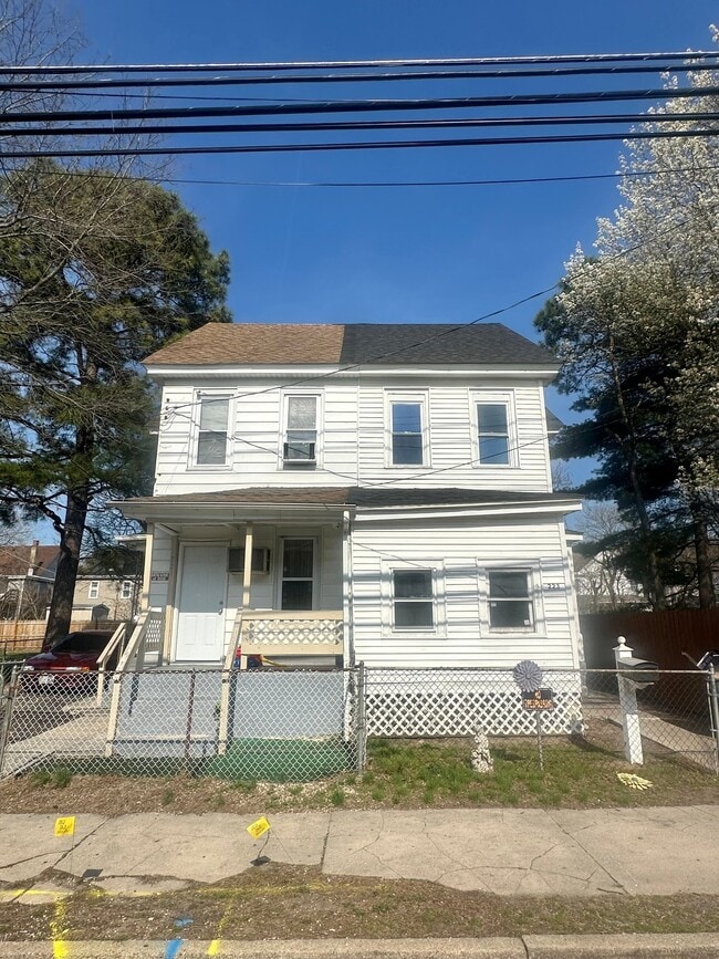 223 S 3rd St in Millville, NJ - Building Photo - Building Photo