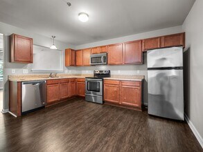 136 Greenford Pl in Jacksonville, NC - Building Photo - Building Photo