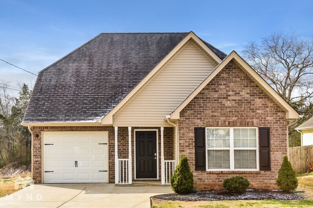 721 Wildwood Dr in Smyrna, TN - Building Photo