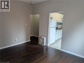 42 Steven St in Hamilton, ON - Building Photo - Building Photo