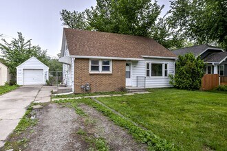 610 S 48th St in Lincoln, NE - Building Photo - Building Photo