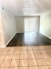 Biloxi Shores Apartments in Biloxi, MS - Building Photo - Building Photo