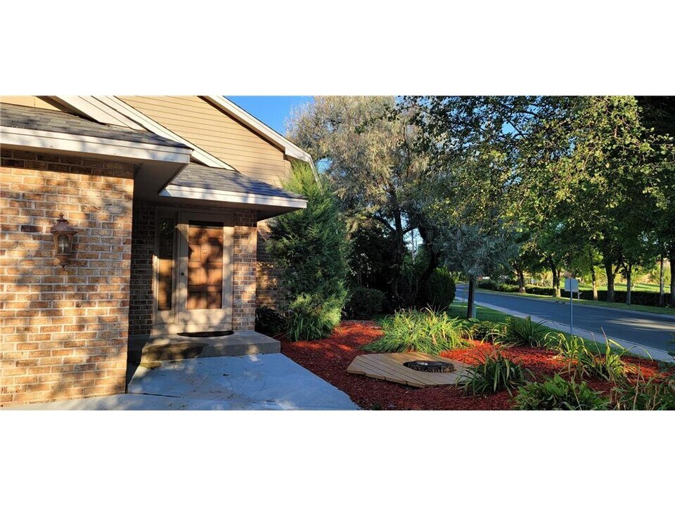 1701 Baywood Ln in Mound, MN - Building Photo