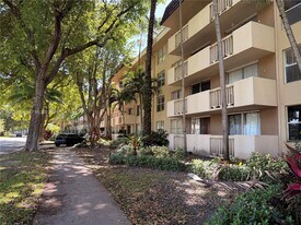 1800 Sans Souci Blvd in North Miami, FL - Building Photo