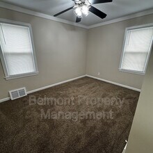 19770 Kingsville St in Harper Woods, MI - Building Photo - Building Photo