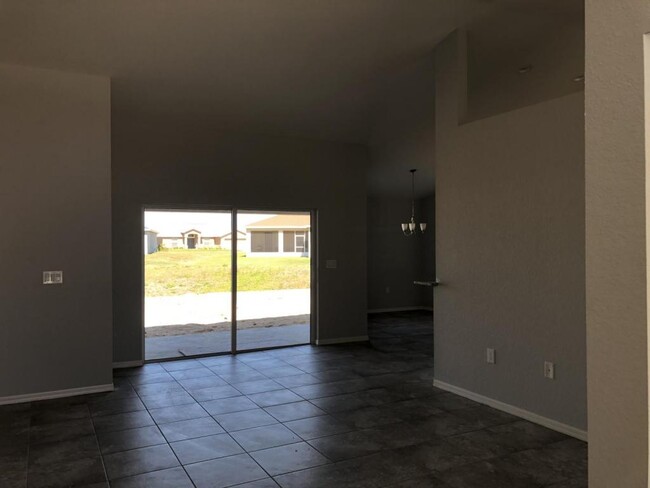 3829 Fieldstone Cir in Winter Haven, FL - Building Photo - Building Photo