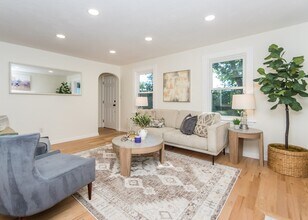 23 Cheney St in Needham, MA - Building Photo - Building Photo