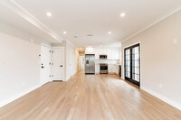 279 Lamartine St, Unit #1 in Boston, MA - Building Photo - Building Photo