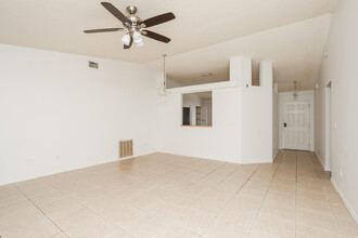 2307 Ramsdale Dr SE in Palm Bay, FL - Building Photo - Building Photo