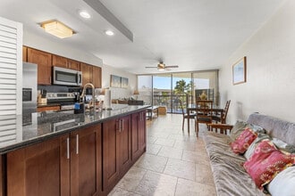 1032 S Kihei Rd in Kihei, HI - Building Photo - Building Photo