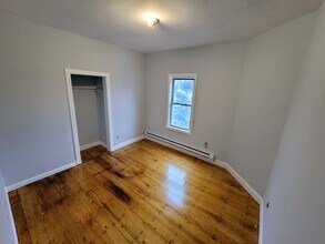 16 Woodcliff St, Unit 2 in Boston, MA - Building Photo - Building Photo