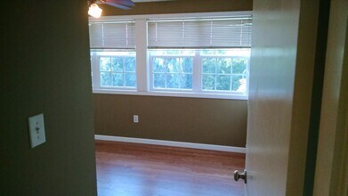 2749 Sullins St in Knoxville, TN - Building Photo - Building Photo