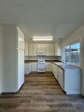 2910-D S Sycamore St in Santa Ana, CA - Building Photo - Building Photo