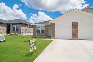 1261 Lehmann Dr in Copperas Cove, TX - Building Photo