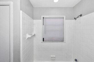 402 Walker Ave NE in Huntsville, AL - Building Photo - Building Photo