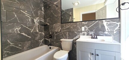 416 Pearl St in Burlington, VT - Building Photo - Building Photo