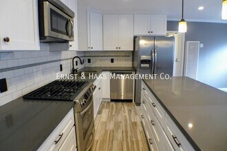 2355 W Lincoln St in Long Beach, CA - Building Photo - Building Photo