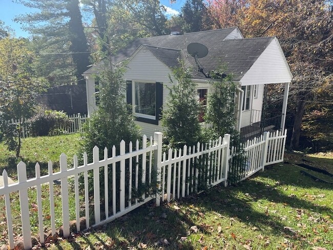 226 Granville Ave in Beckley, WV - Building Photo - Building Photo