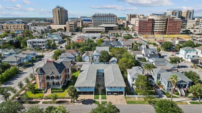 918 Winnie St in Galveston, TX - Building Photo - Building Photo