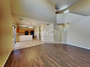 6036 W Southgate Ave in Phoenix, AZ - Building Photo - Building Photo