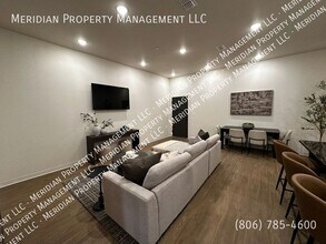 5912 Erskine St in Lubbock, TX - Building Photo - Building Photo