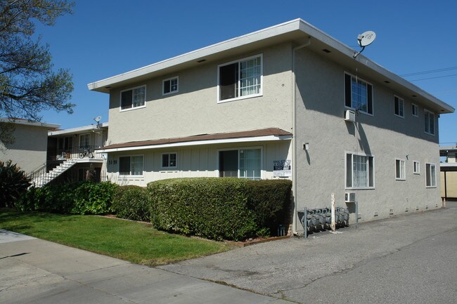 3159 Impala Dr in San Jose, CA - Foto de edificio - Building Photo